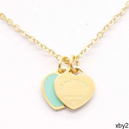 Pendant Necklaces New stainless steel enamel Pink Double Heart Necklace t family neck chain short female Necklace 18K Gold Titanium Steel Necklace DESIGNERS