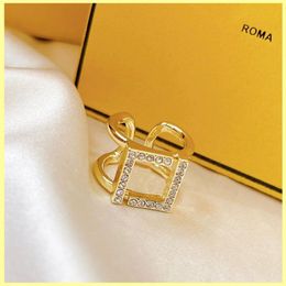 Full Diamonds Ring Mens Women Luxurys Designer Jewellery Letter F Engagement rings For Womens Man Gold Love Ring Gift 21090901R3235