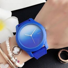 Crocodile Brand Quartz Wrist watches for Women Men Unisex with Animal Style Dial Silicone Strap Watch LA11282J