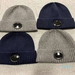 Autumn Winter Fashion Goggles Beanies Men Classical Knitted Hats Skull Caps Outdoor Casual Women Uniesex One Lens Glasses Beanie Black Grey Bonnet