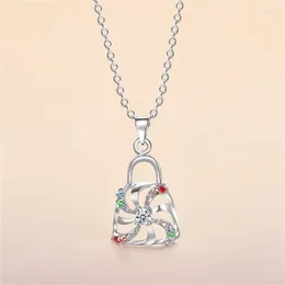 Pendant Necklaces Charming Clavicle Chain Necklace Women Jewelry Gift Beautiful Colorful Zircon Lock For Lady Summer Accessories