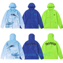 Mens Designer Streetwear Windbreaker Hoodies Sports Jackets Sun Protection Clothes Ladies Sportswear Zipper Fashion Thin Jacket Wear Outerwe