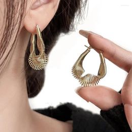 Dangle Earrings Fashion Trend Unique Design Exaggerated Metal Twisted Geometric U-shaped For Women Jewelry Wedding Party Premium Gifts