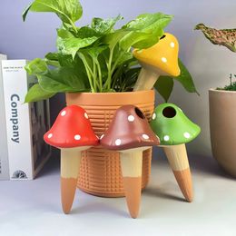 Sprayers 4Pcs SelfWatering Mushroom Spikes Decorative Automatic Terracotta Watering Globe Small Potted Plant Waterer 231215