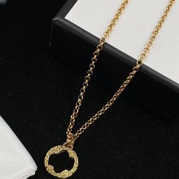 Women's and Men's Luxury Designer Necklace Chain Fashion Jewelry Pendant Design Party Hip Hop Punk Men's Necklace Name Statement