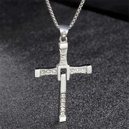 Pendant Necklaces Cross Pendant Necklace The Fast and Furious Dominic Toretto Fashion Movie Stainless Steel Jewelry Jesus Male Necklaces GiftL231215