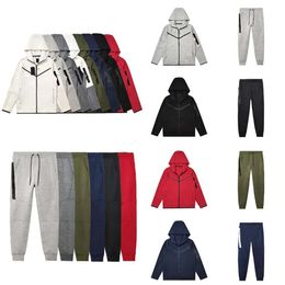 Designer Frau Tech Pant Tracksuist Männer Sets Sport Hosen Jogger Hosen Trainingsanzüge Böden Techfleeces Mann Jogger 688ss 2023 mode