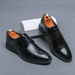 Dress Shoes Pointed Black Lace Up Flat Business Casual Brogues For Men Wedding Prom Groom Homecoming Zapatos Hombre