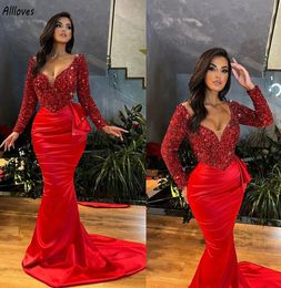 Shiny Red Sequined Mermaid Evening Dresses Arabic Aso Ebi Long Sleeves V Neck Sexy Prom Party Gowns Plus Size Elegant Satin Second Reception Formal Vestidos CL3078