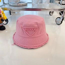 Designer Bucket Hats Solid Colour 5 Option Sunshade Hat Rough Edges Designed for Man Women271p