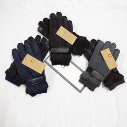 Five fingers gloves designer gloves fingertip gift wool of sheep men five finger mittens new waterproof riding plus velvet thermal fitness motorcycle men