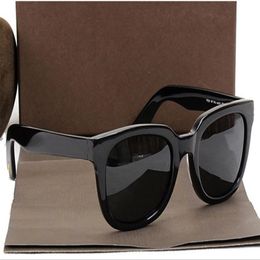 211 FT 2022 James Bond Sunglasses Men Brand Designer Sun Glasses Women Super Star Celebrity Driving Sunglasses Tom for Mens Eyegla231P