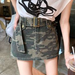 Y2K American New Retro Sweet and Cool Spice Girl Camouflage Damen Denim 2023 Sommer Trend A Hohe Taille Taschenhüfte Rock