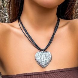 Pendant Necklaces Multilayer Leather Wax Thread Chain Necklace For Women Vintage Big Carved Love Heart Choker Grunge Jewelry Steampunk Men