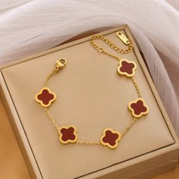 Classic design, luxury four-leaf clover bracelet, 18K gold plating, sweet and simple