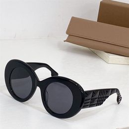 Designer Oval plaid Sunglasses Men Women Vintage Cheque black Shades Driving Polarised Sunglass metal Hinged big LOGO 4370 Fashion 257v