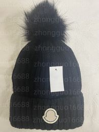 Designer-Strickmütze für Herbst und Winter, lässige Mützen für Herren und Damen, hochwertig, grob gestrickt, dick, warm, Kunstfell-Pom-Mützen, Mützen, weibliche Bonnet-Beanie-Kappen, 20 Farben