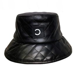 Designer Baseball Caps Black Mens Bucket Hats Leather Cap Woman Designers Fisher Hat Autumn Fedora Fitted Sun Hat252E