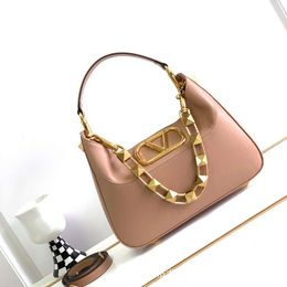 Cowhide Rock Vualentino Women's Hobo Bags New Oblique Designer Stud Shoulder Leather Underarm Bag Single Rivet Handbag Cross Top Layer KYGG