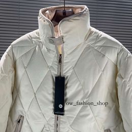 Stones Down Jacket Plaid Standing Collar Down Jacket for Men and Women Loose Bread Jacket 826 557