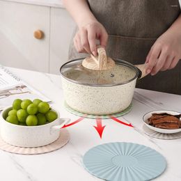 Table Mats Nordic Round Placemat Heat Resistant Pot Pan Silicone Non-Slip Cup Coasters Mat Tea Protection Pad Kitchen Accessories