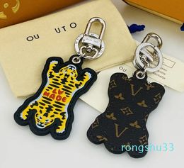 Keyrings stainless steel Letter Unisex Lanyard Gold Black Metal Small Jewelry Lover Keychain