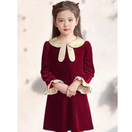 Rotes Kleid für kleine Mädchen, Herbst und Winter, neu, langärmelig, Farbkontrast, Puppenkragen, Kinderrock, Neujahrskleidung für die Neujahrszeremonie