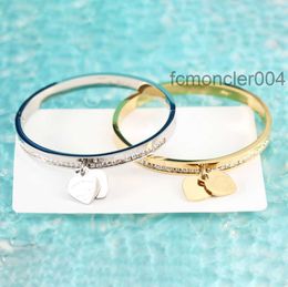 Bracelet Luxury Designers Bracelet Gold for Women Love Jewellery Stamp Engraving Letter Fashion Elegant Gift Birthday 9CH1