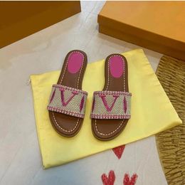 Pairs Designer Slides Women Embroidered Fabric Slide Sandals Summer Beach Walk Slippers Fashion Low Heel Flat Slipper Luxury Shoes size 35-42