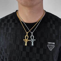 Anhänger-Halsketten Baru Sterling Silver Eye of Horus Ankh Liontin Salib Es Keluar D VVS Kalung Untuk Wanita Perhiasan Hip Hop