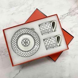 Classic European Bone China Coffee Cups and Saucers Tableware Coffee Plates Dishes Afternoon Tea Coffee Drinkware With Gift Box 21215C