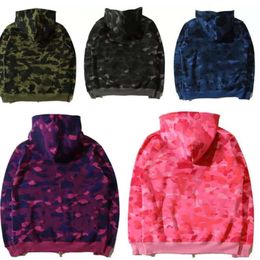 Mens Designer Hoodies zip up shark jackets long sleeve hooded coats Loose Camouflage Jacket print woman hoody2