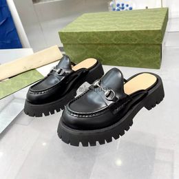 Luxury men women bee loafers autumn celebrity with bee small leather shoes platform women's shoes dress shoe ladies high quality genuine leather 02