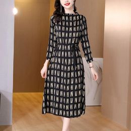 Casual Dresses 2023 Fashion Brand Silk Dress Women's Autumn Vintage Long Sleeve Loose Fit Leisure Holiday Vestidos