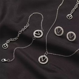 Simple pendant necklace earrings bracelet for women diamond charm bracelets plating gold silver stud earring cute letter designer necklace trendy zl094