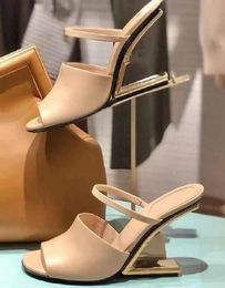 Luxury Fashion Brands High Heels Sandals Dress Shoes Women First Slippers Silver Nappa Leather Sandal Diagonal F-shaped Solid Heel Slides Summer Beach Slipppe