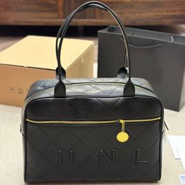 Designer Tote Duffel Bag Embroidered Letter Bowling Bag Luxury large capacity travel bag Black White High quality handbag 40x31CM