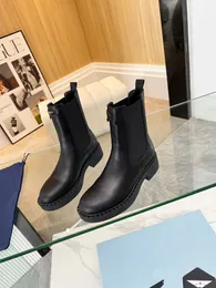 Дизайнерские туфли Tasman Slippers Designer Slids
