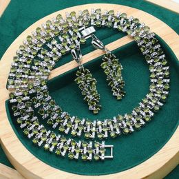 Sets Personalized Sier Jewelry Sets for Women Wedding Olive Green White Zircon Earrings Necklace Halloween Christmas Gift