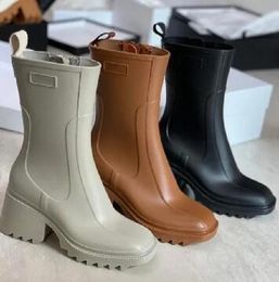 6000 Luxurys Designers Women Rain Boots England Style Waterproof Welly PVC Water Rains Shoe Zipper Vintage Square head shoes Fashion Knee-high Martin Boot