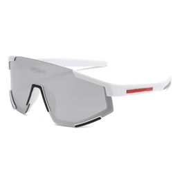 Designer sunglasses UV400 Women's Sport Sunglasses Men's high quality Polarised lenses Reflective Colour coating sport riding