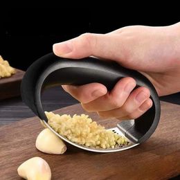 Fruit Vegetable Tools Stainless Steel Garlic Press Crusher Manual Mincer Chopping Tool Kitchen Accessories Gadget 231216