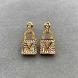 Fashion Designer Earrings Jewlery Womens Luxurys Designers Earring With Box Letters Golden Party Wedding Gifts Mens D217064F198D