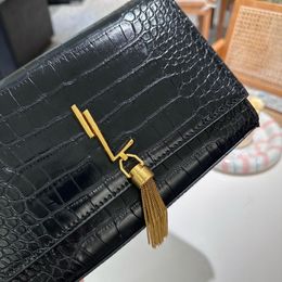 Luxury Shoulder Bag Tassel Envelope Bag Clutch Bag Shiny Crocodile Embossed Calfskin Leather Long Golden Chain Wallet Designer Purse