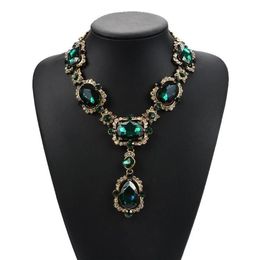 Pendant Necklaces Classic Green Gemstone Choker Necklace For Women Large Glass Crystal Ethnic Bride Wedding Vintage Collares Chain239V