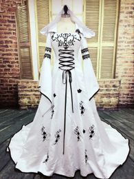 Vestido medieval vintage de casamento renascentista com chapéu preto e branco vestidos de noiva góticos bordados uma linha espartilho de cetim vestidos especiais para mulheres es