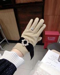 Five Fingers Glove s winter gloves velvet buckle tassel cashmere women s Korean fashion warm sports touch screen glovesA368 231216