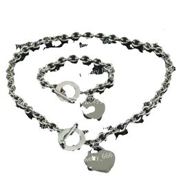 Designer halsband hänge halsband kvinnors smycken utsökta hantverk bältes officiella logotyp klassisk blå hjärta grossist lyxdesigners