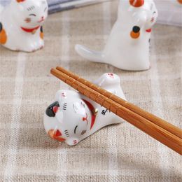 Chopsticks 5PCS Japanese Ceramics Lucky Cat Chopstick Holder Animal Style Spoon Fork Chopsticks Rest Rack for DIY Home Dining Table Decor 231216