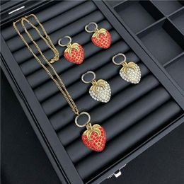 Retro Strawberry Diamond Earrings Designer Letters Printed Jewelry Sets Brand Rhinestone Necklace Studs Women Designer Pendants2978